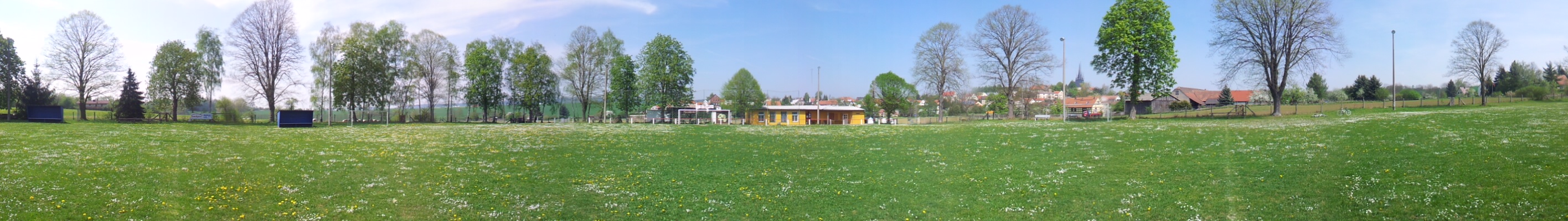 Panoramaansicht Sportplatz